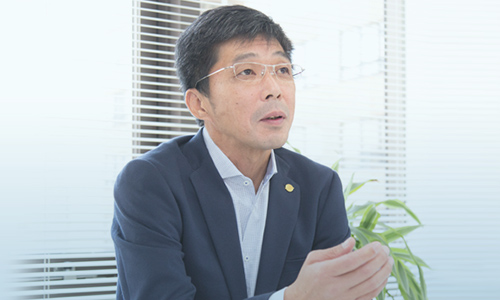 ゴルフ事業部 部長  坂本 伸二